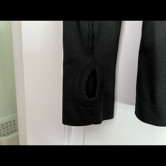 Lululemon Swiftly Tech Long Sleeve Crew - Picture 3 of 3